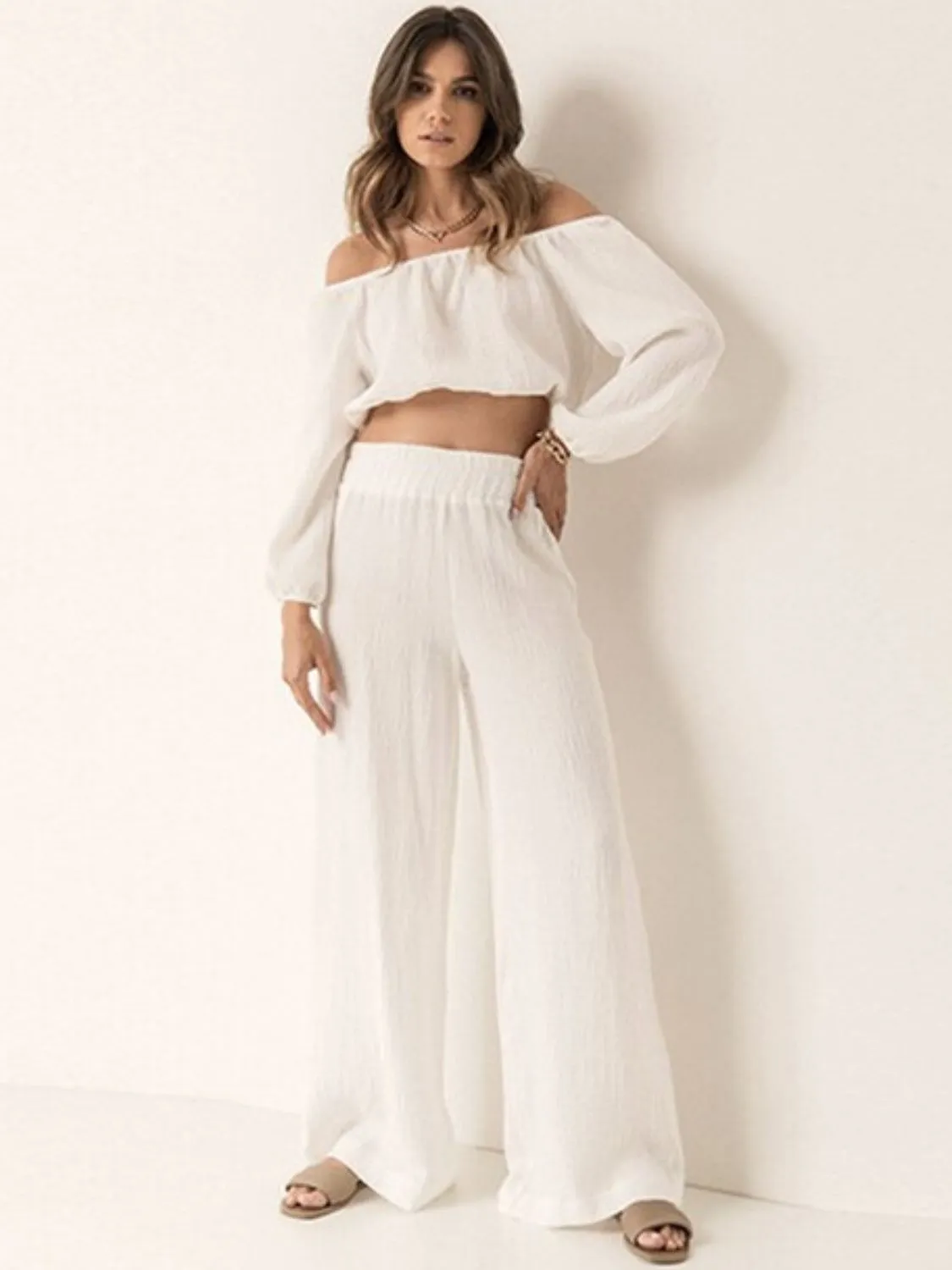 🌟 Off-Shoulder Long Sleeve Top and Pants Set 🌟