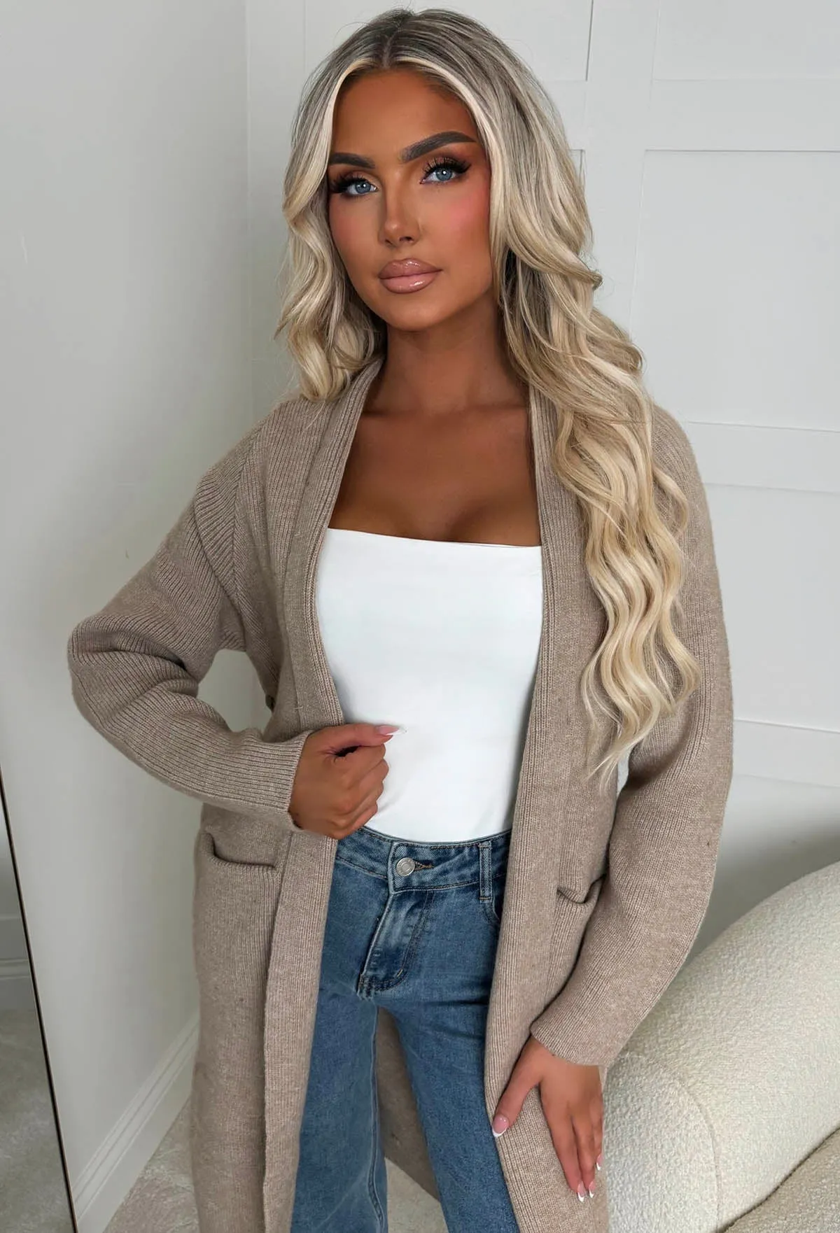 Cosy Opulence Beige Luxury Faux Fur Collar Cardigan