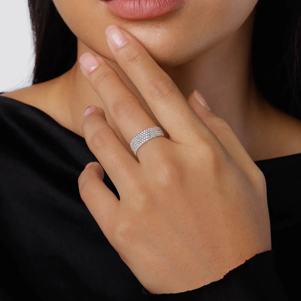 Diamond Pave Boyfriend Ring in 10k Gold