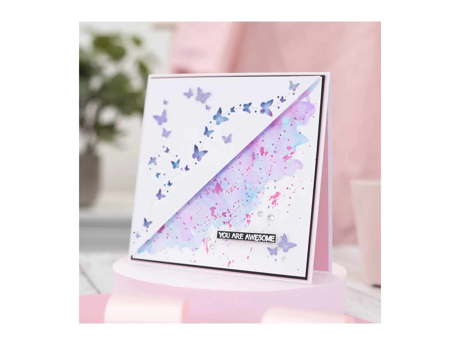 Gemini Confetti Border Elements Die - Dancing Butterflies