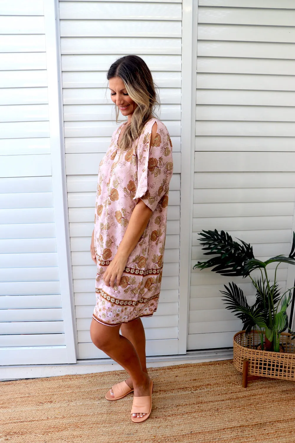 Getaway Short Sleeve Short Dress In Pink Earth Rose