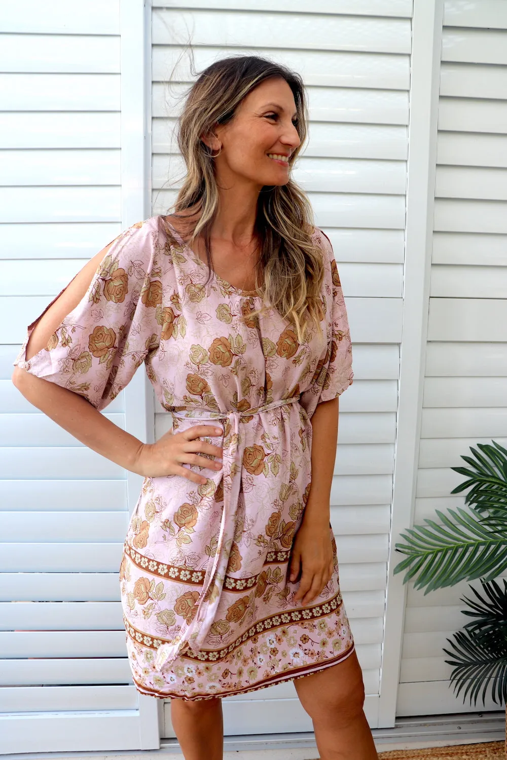 Getaway Short Sleeve Short Dress In Pink Earth Rose