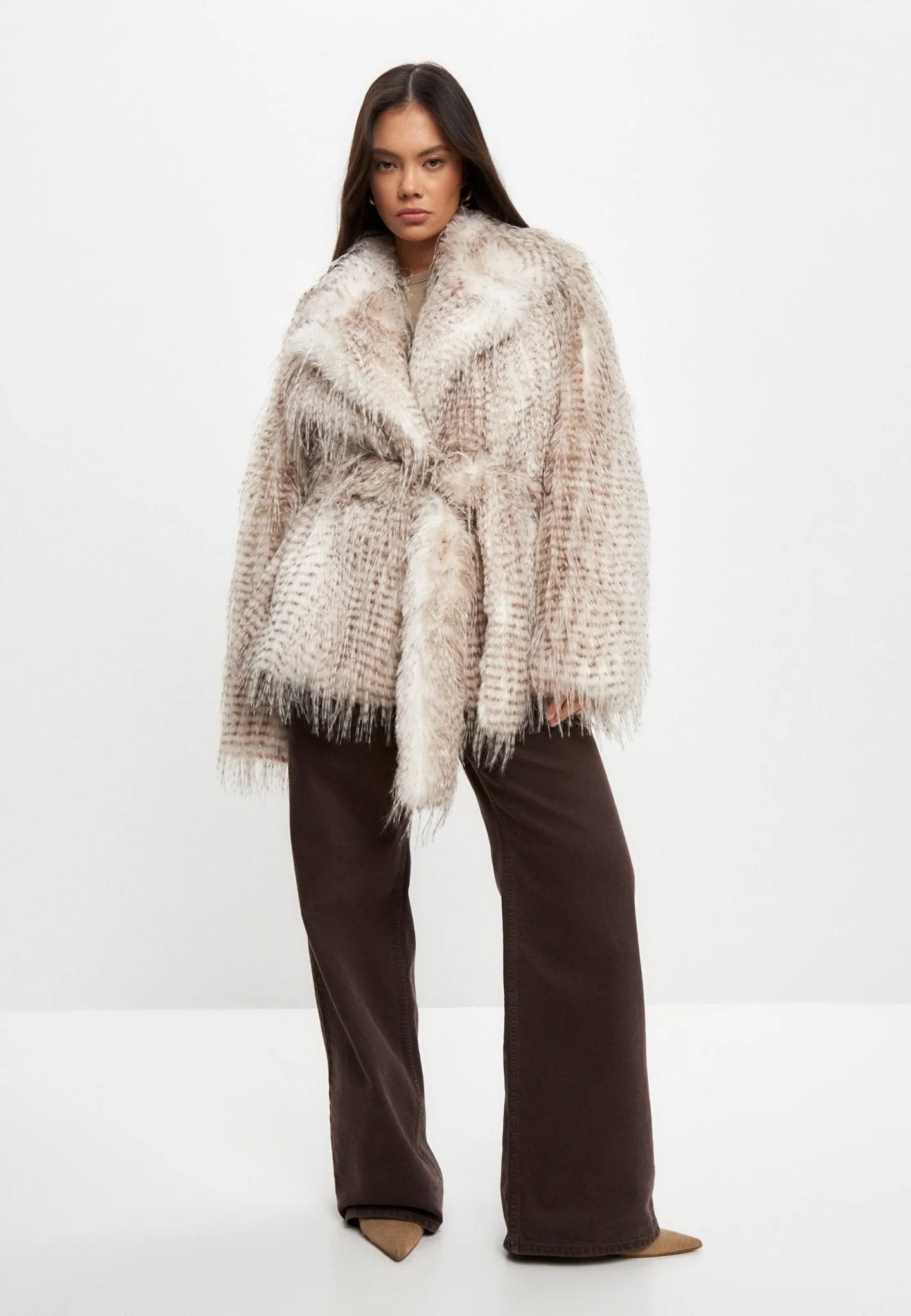 Lavish Short Faux Fur Coat Monica - Beige