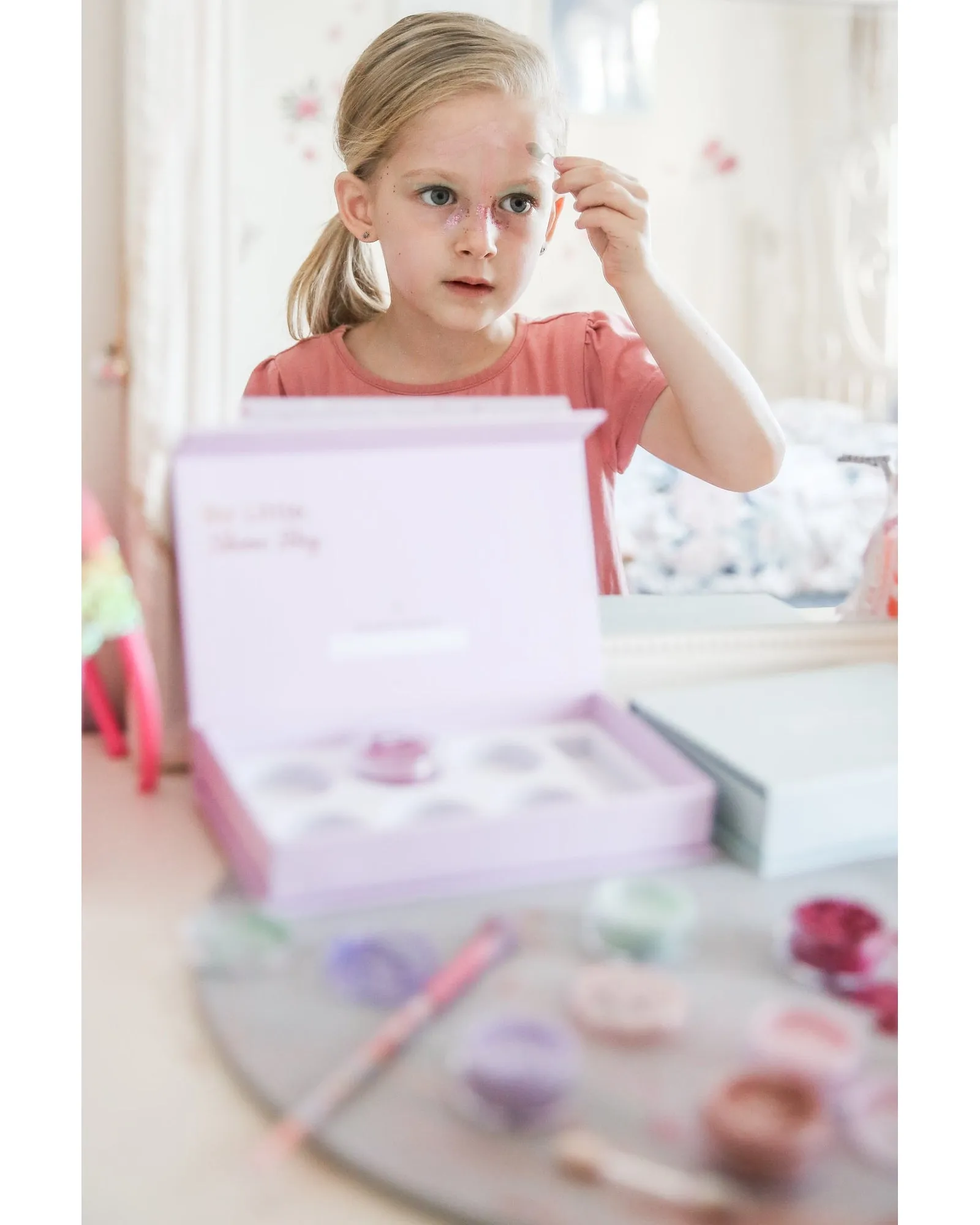 Oh Flossy Sweet Treat Makeup Set