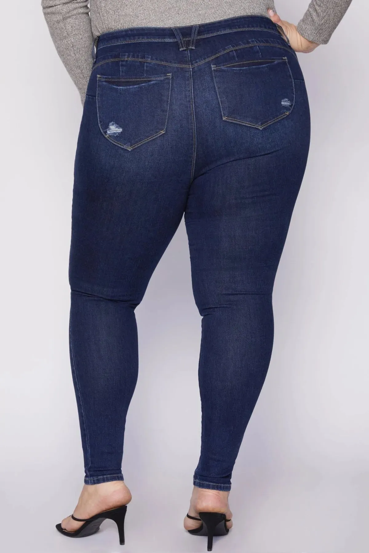 Teresa Skinny Jeans in Plus