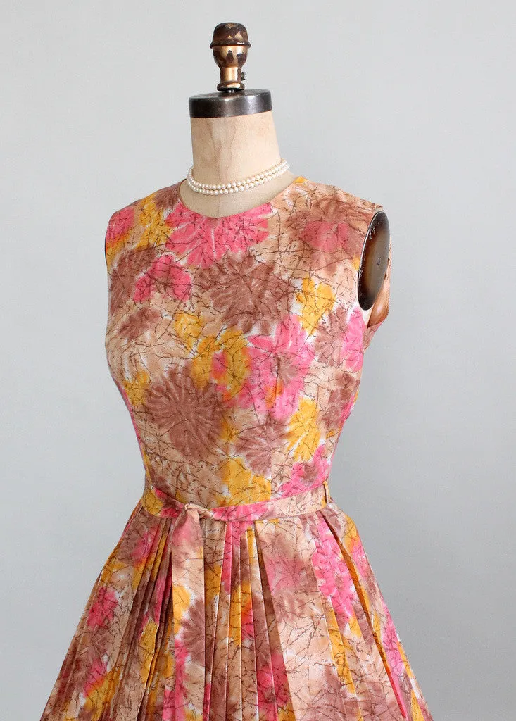 Vintage Early 1960s Sunrise in the Garden Day Dress