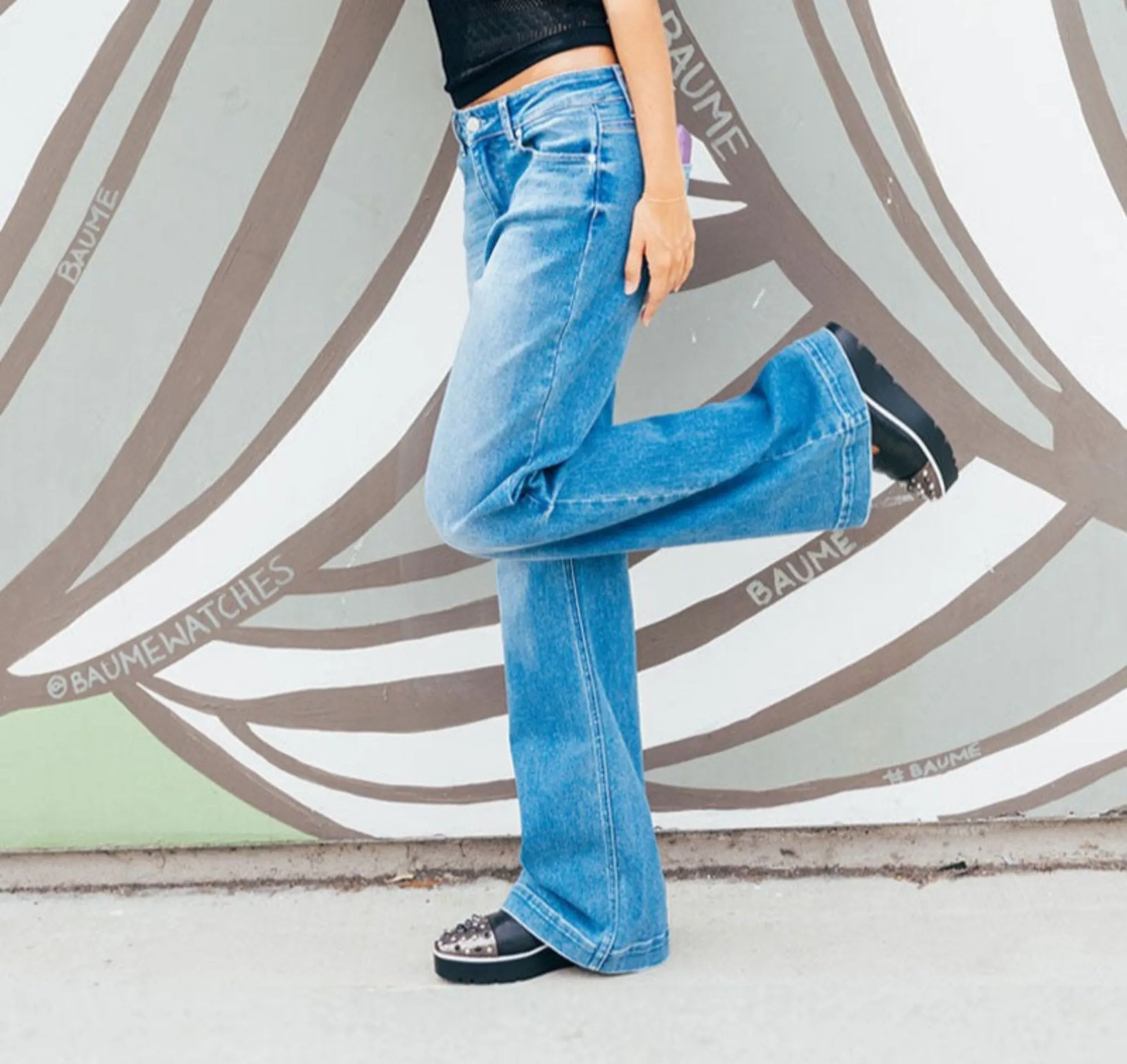 Women's High Rise Wide Leg Jeans