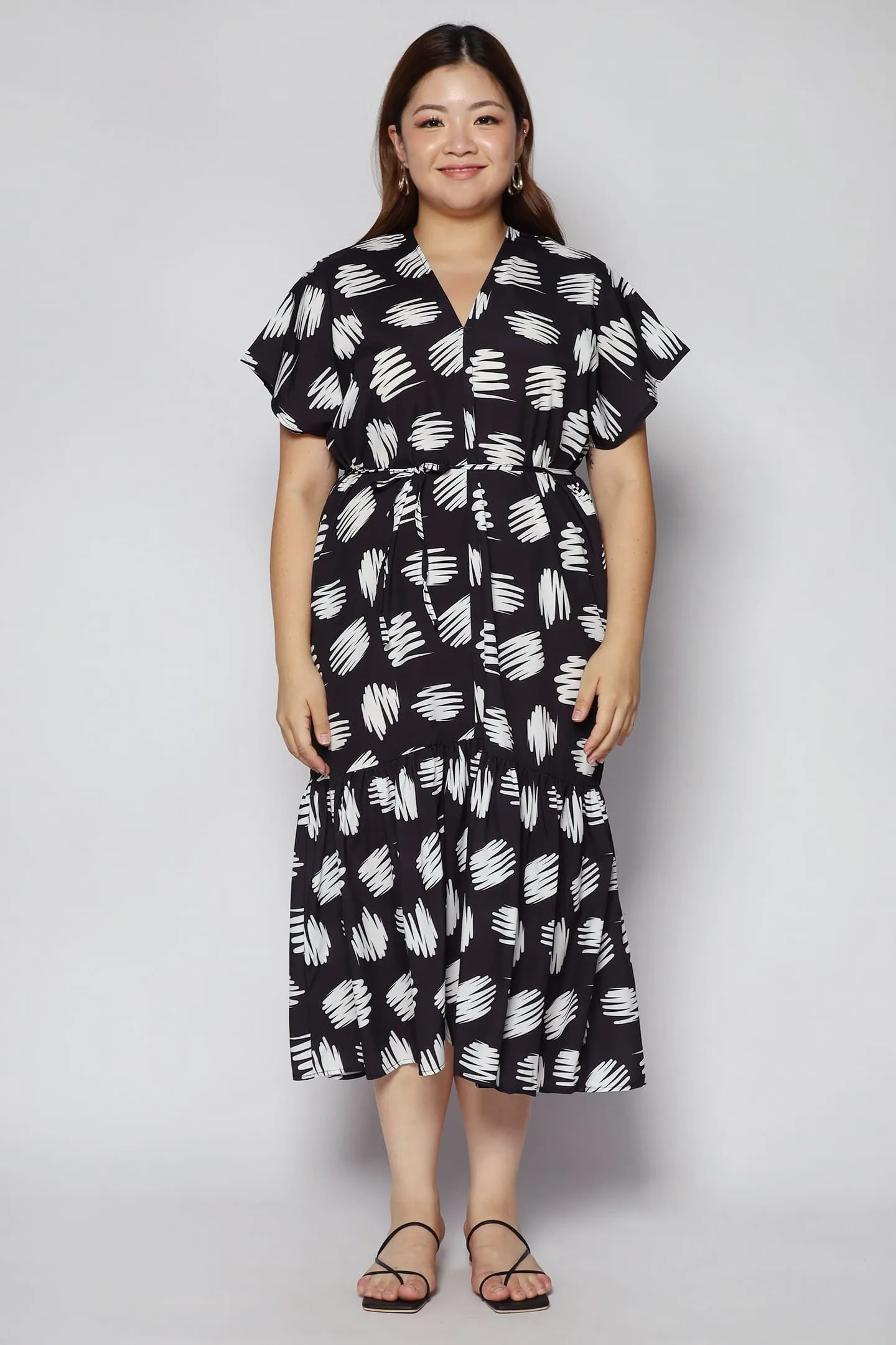 Wonda Dress in Abstract Lines